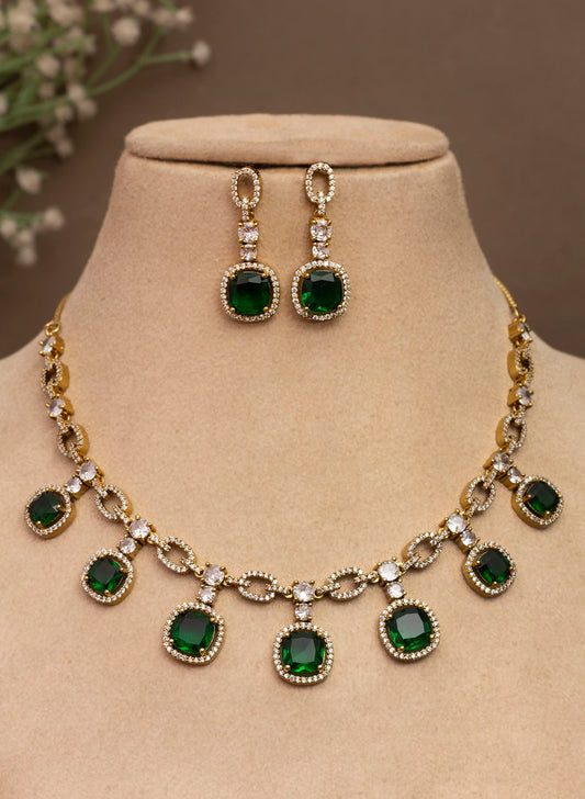 KAIRI NECKLACE SET