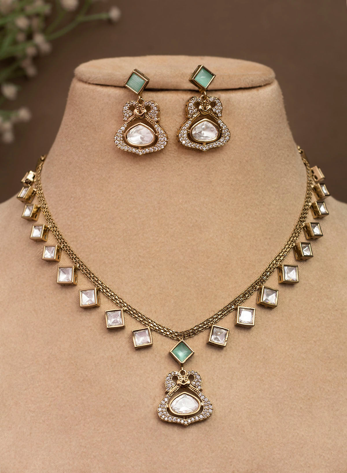Solene Necklace set