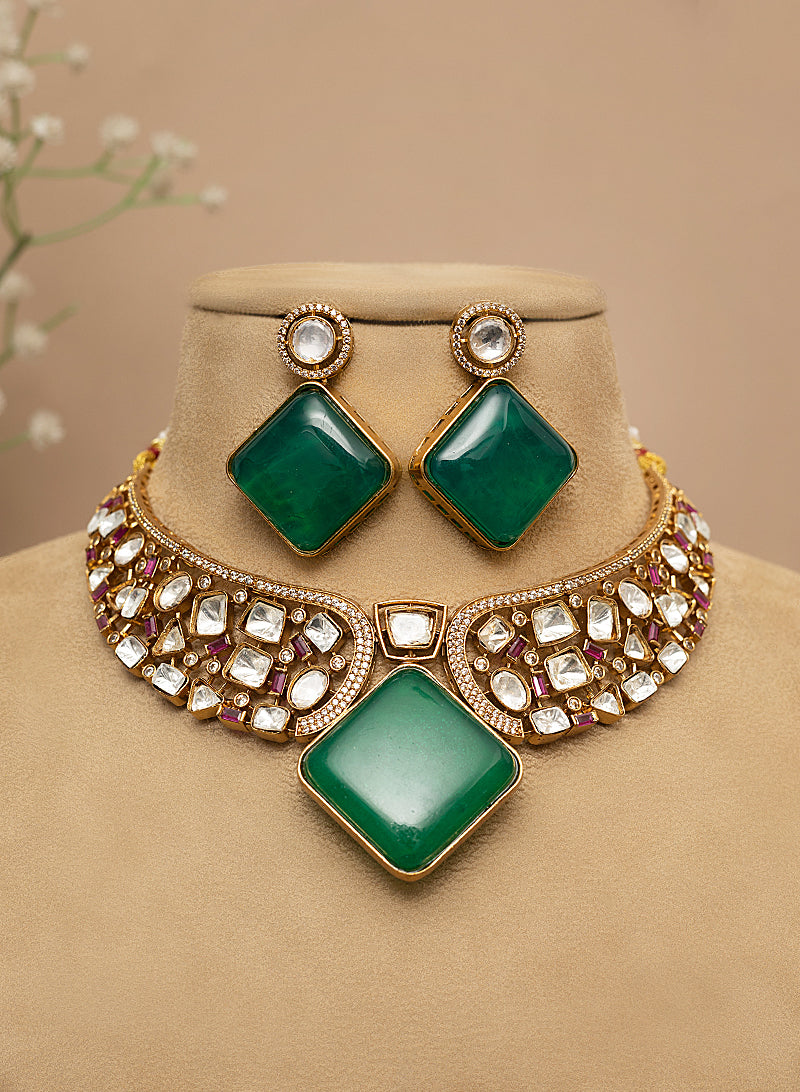 Manvi necklace set