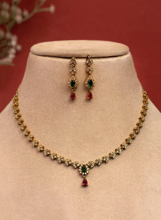 Zyshara Necklace Set