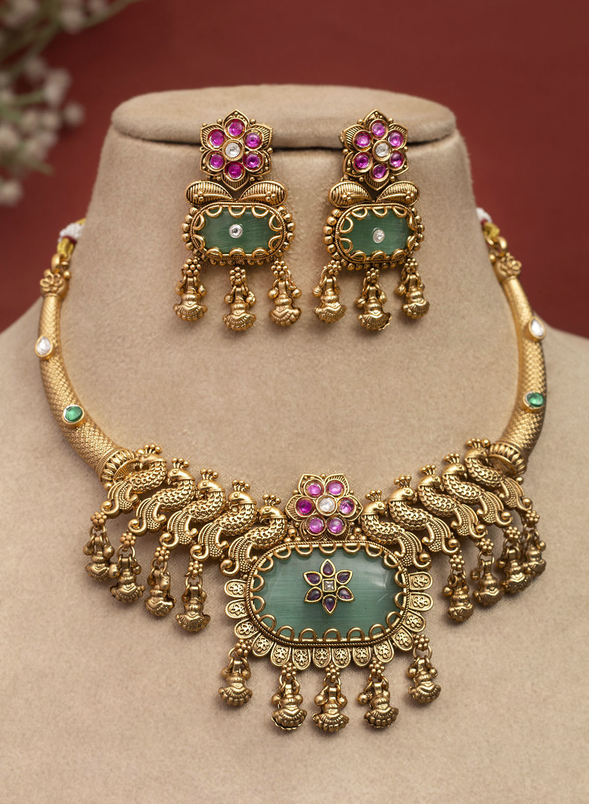 Chavali Necklace Set