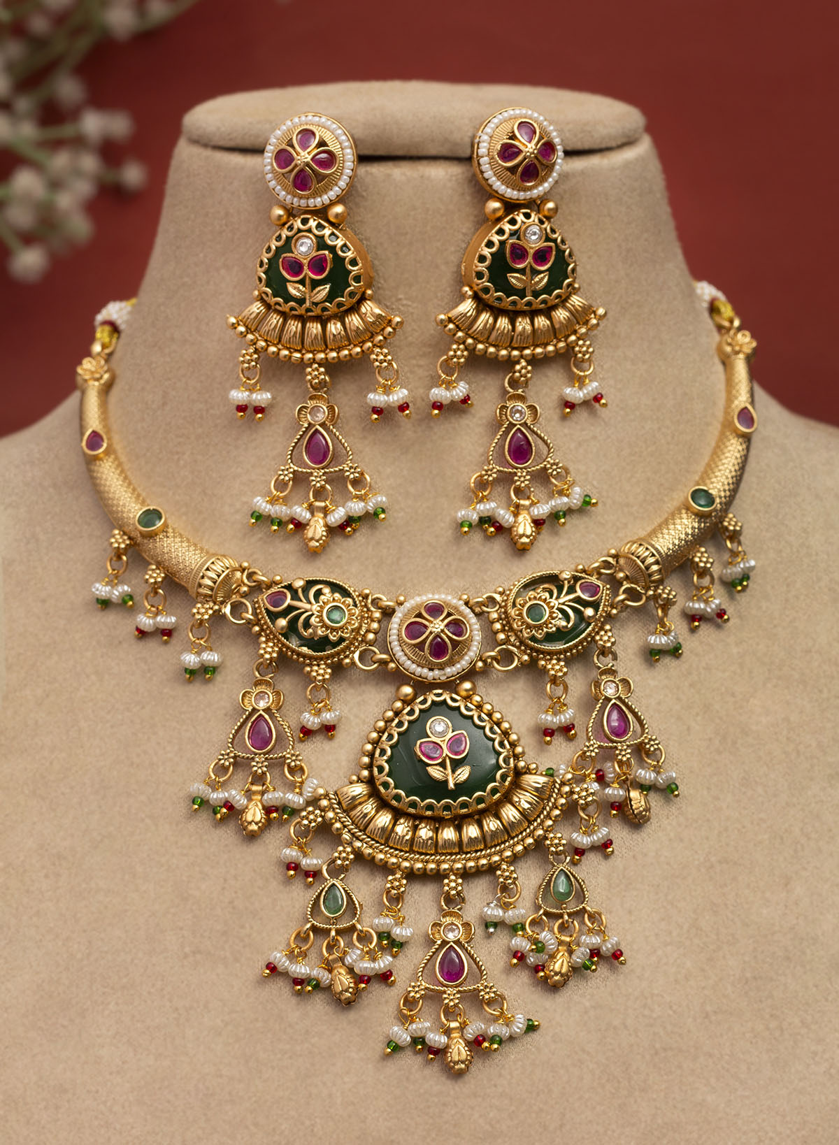 Shreela Necklace Set