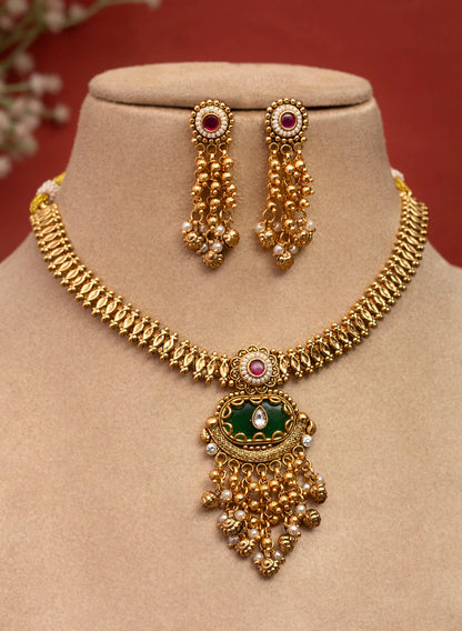 Saundarya Necklace Set