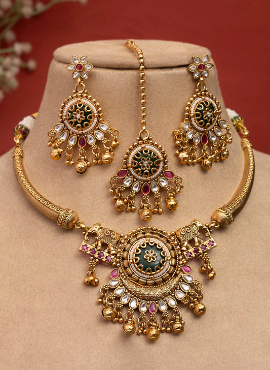 Vireya Necklace Set