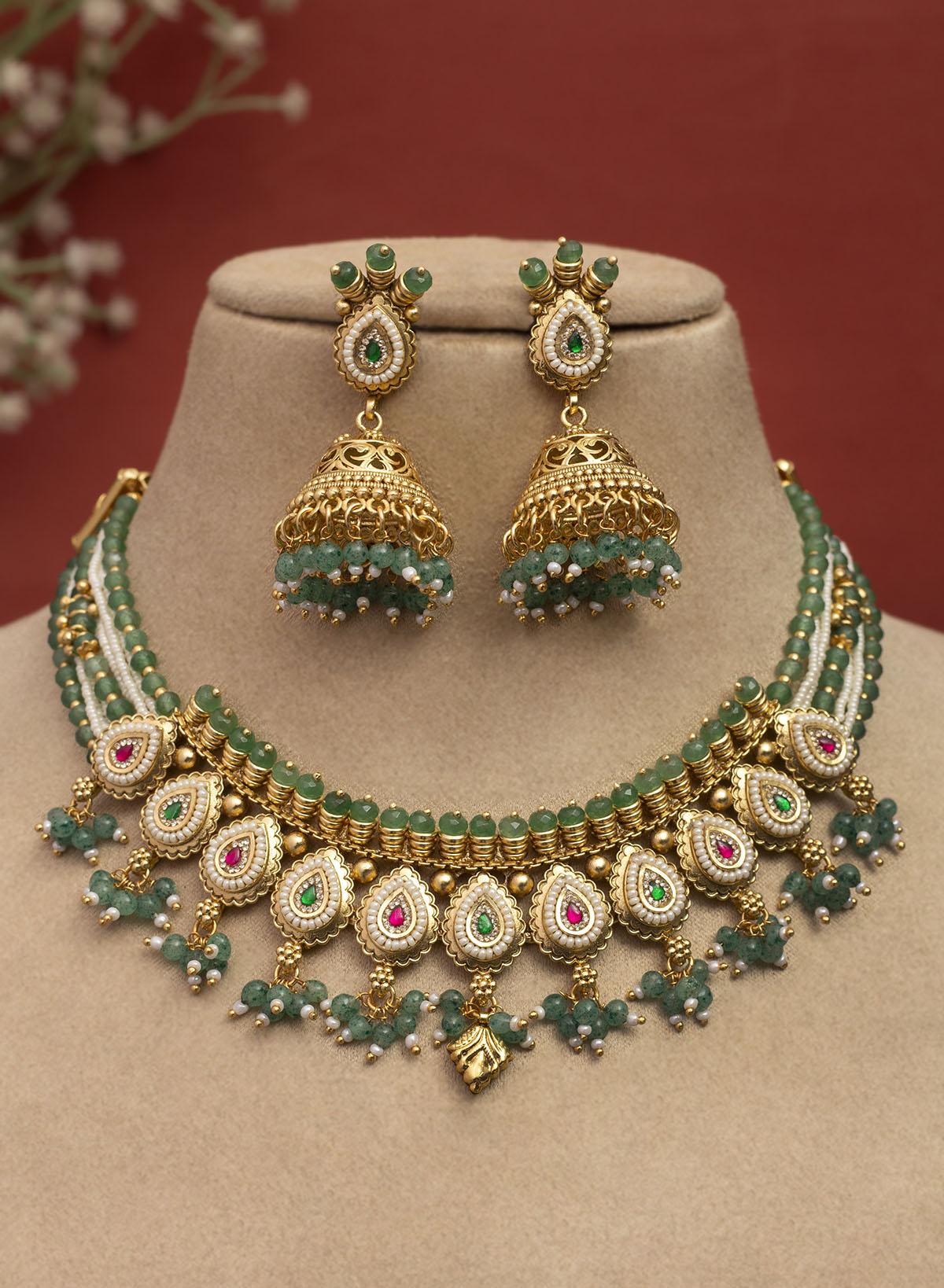 Navira Necklace Set