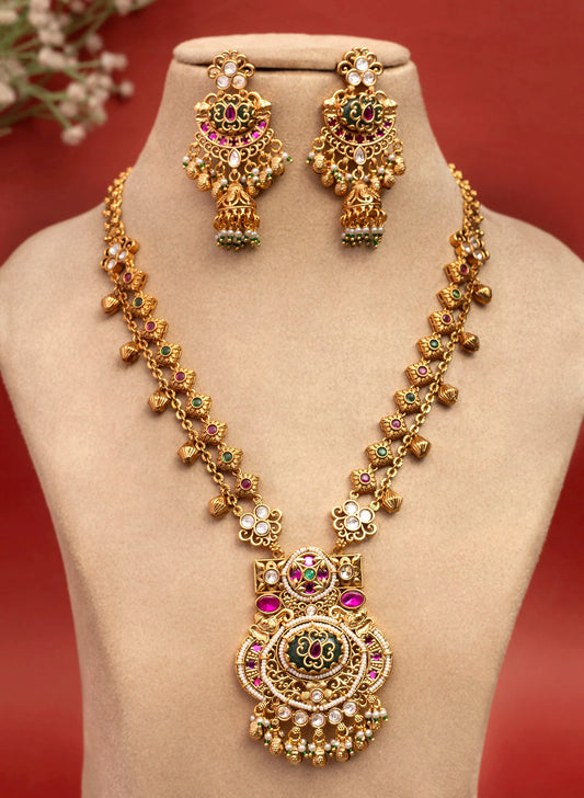 Vanyaa Long Necklace Set