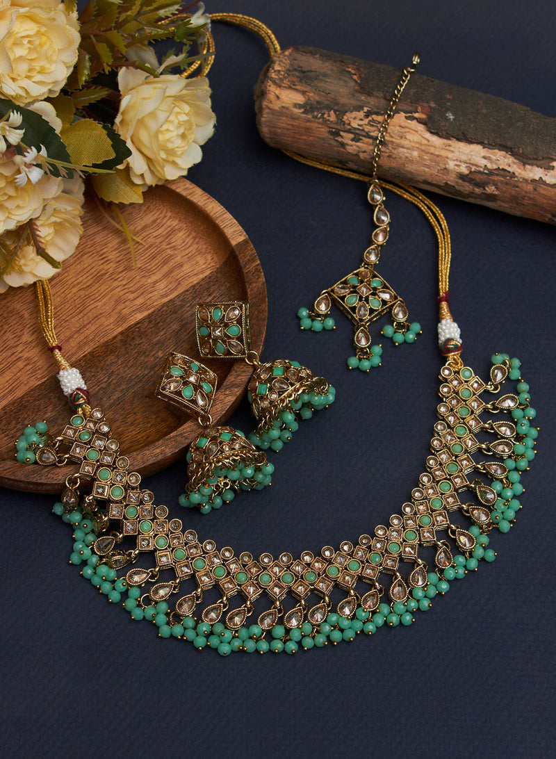 Dhurita stone necklace set with maangtika