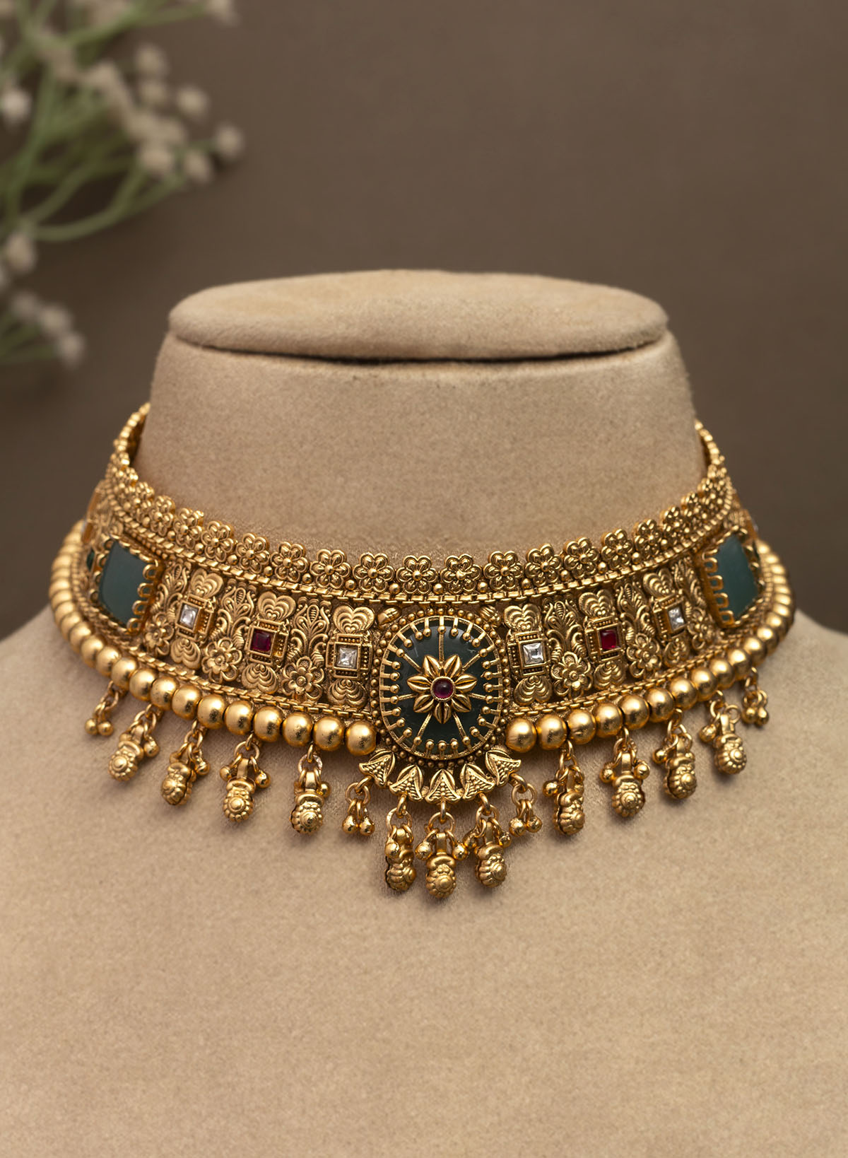 Amudhaa Necklace Set