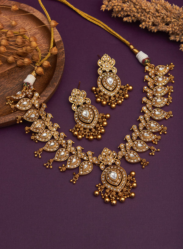 Canisa stone necklace set