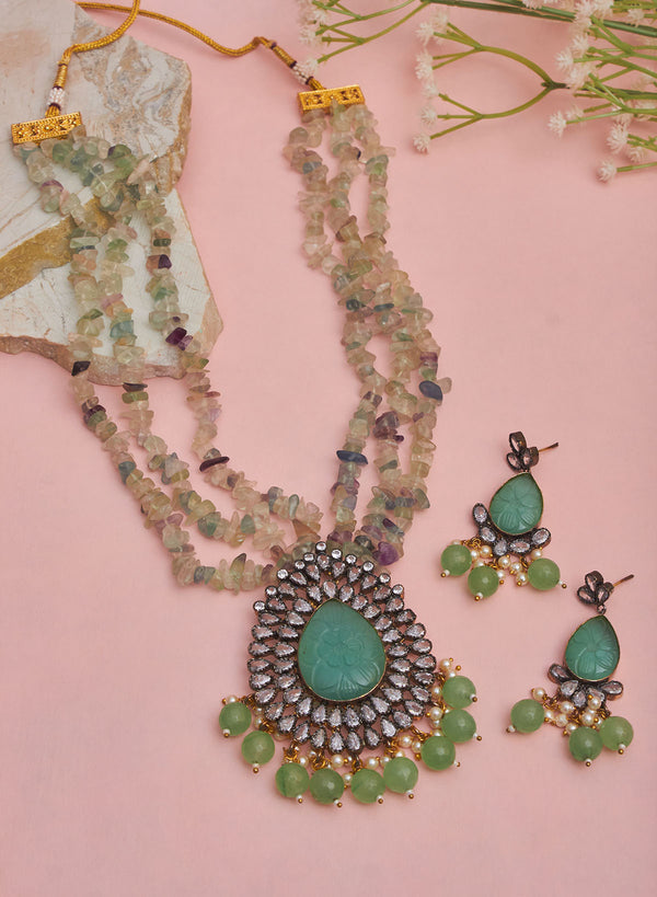 Nadira long necklace set