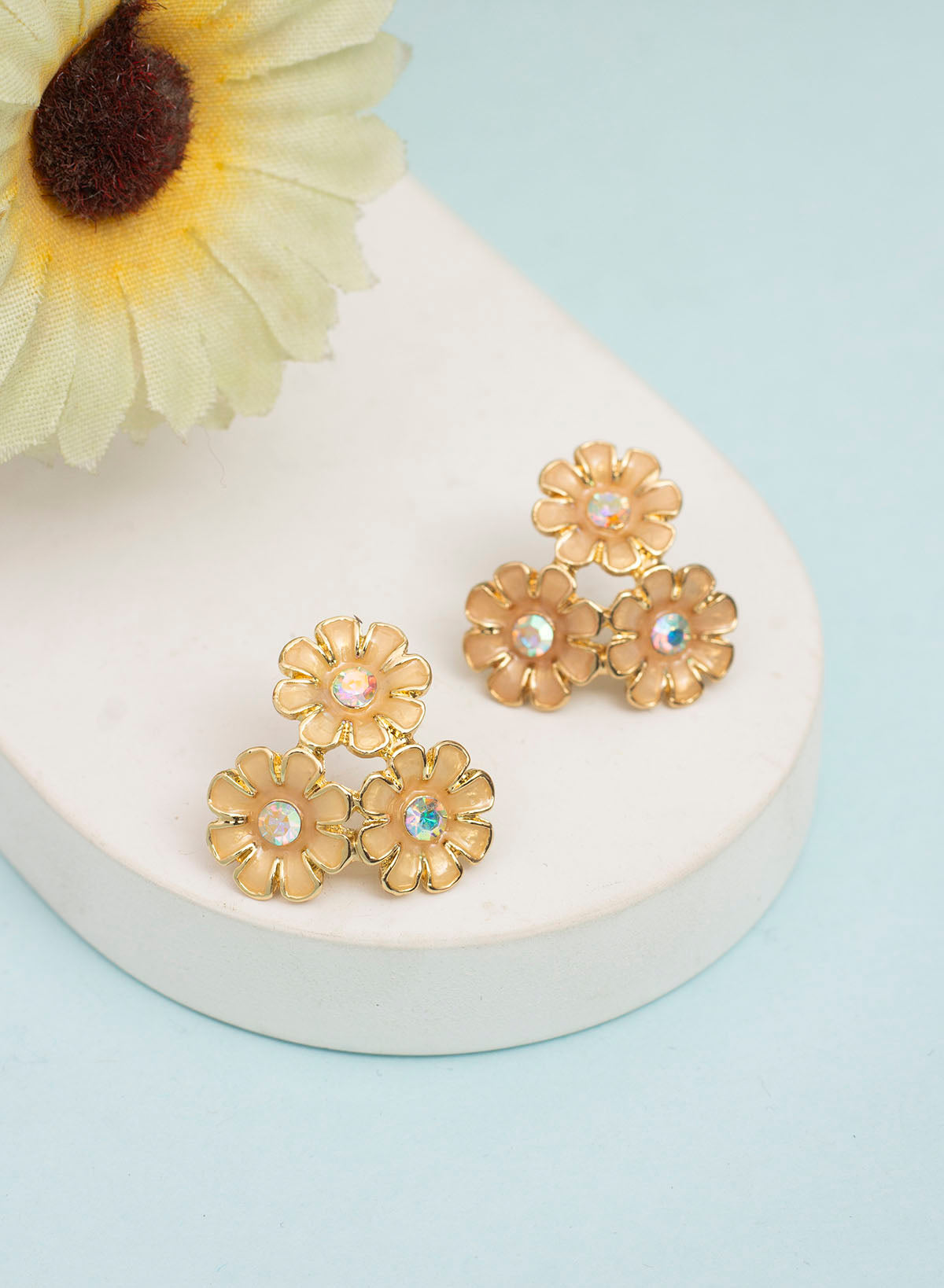 Freesia Stud
