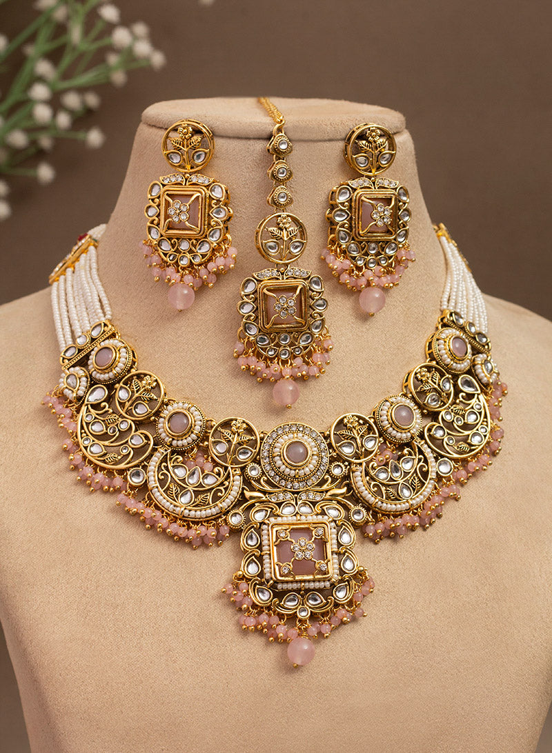 Takshika Necklace SEt