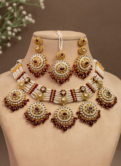 Aarjita Necklace Set