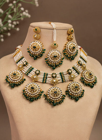 Aarjita Necklace Set