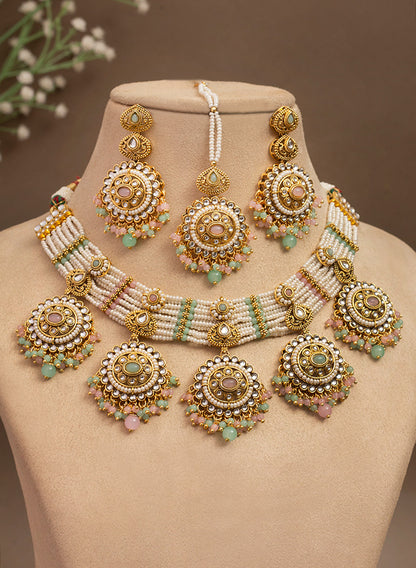 Aarjita Necklace Set
