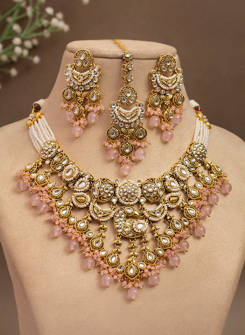 Nishitha Necklace Set