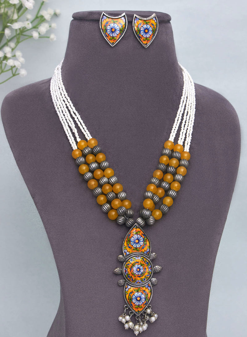 Dakshika pendant necklace set