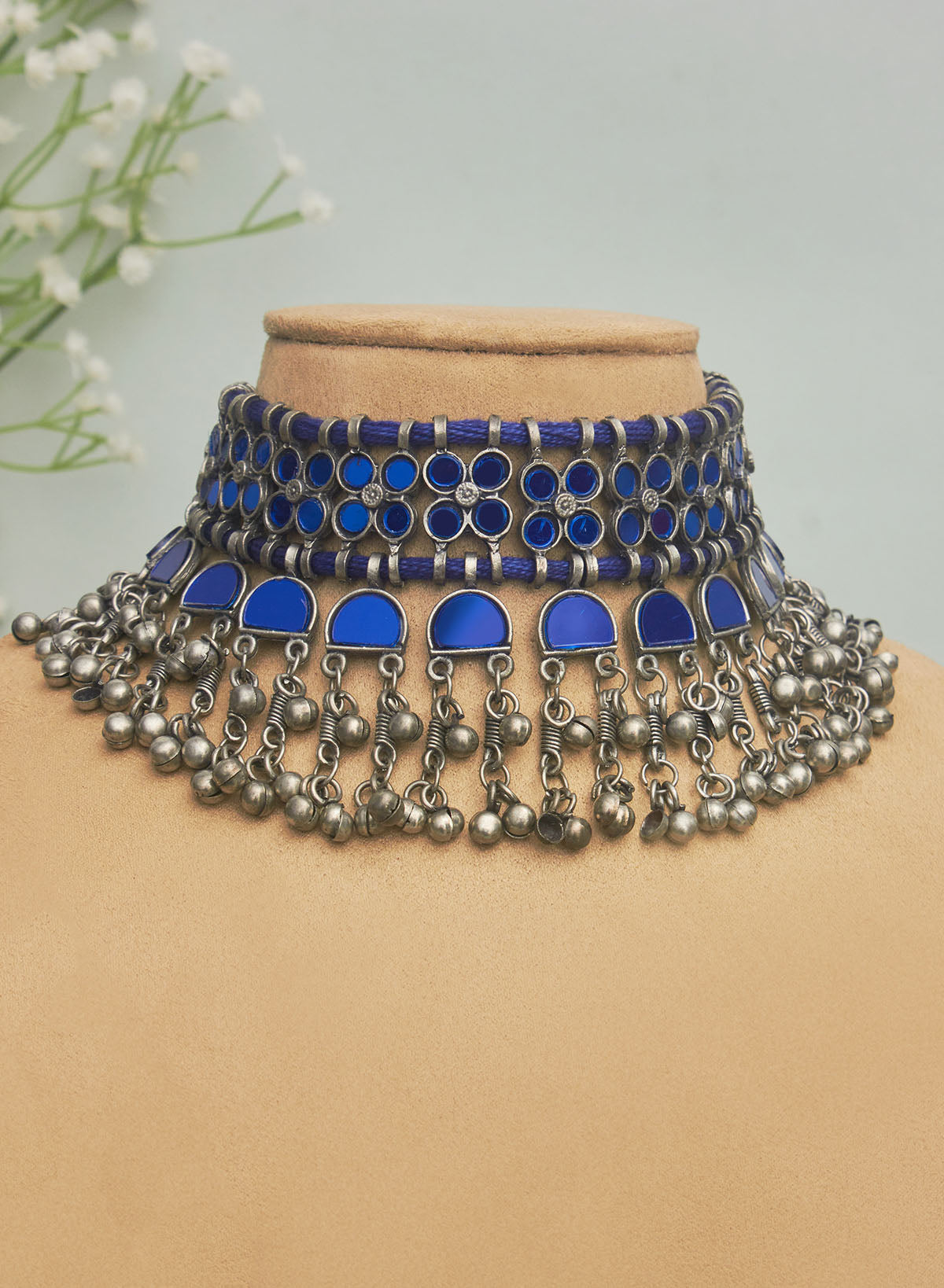 Saloni mirror choker