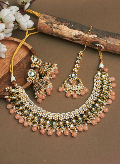 Enakshmi stone choker set with maangtika