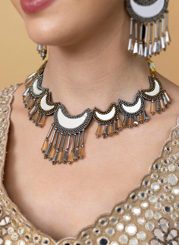 Kanika necklace with earring and mangtika