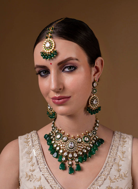 Mishika necklace set