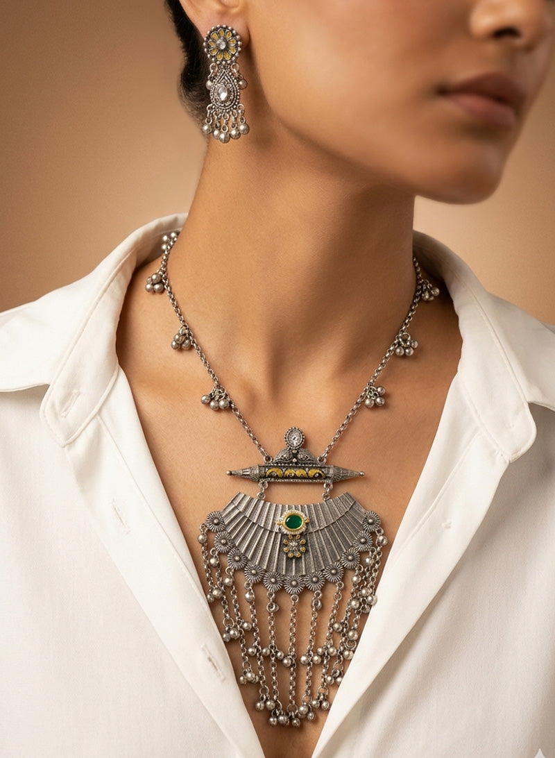 Navishaa Necklace Set