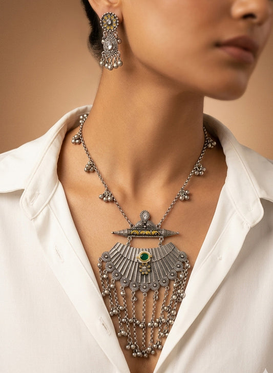 Navishaa Necklace Set