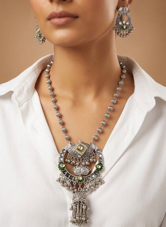 Sharika Necklace Set