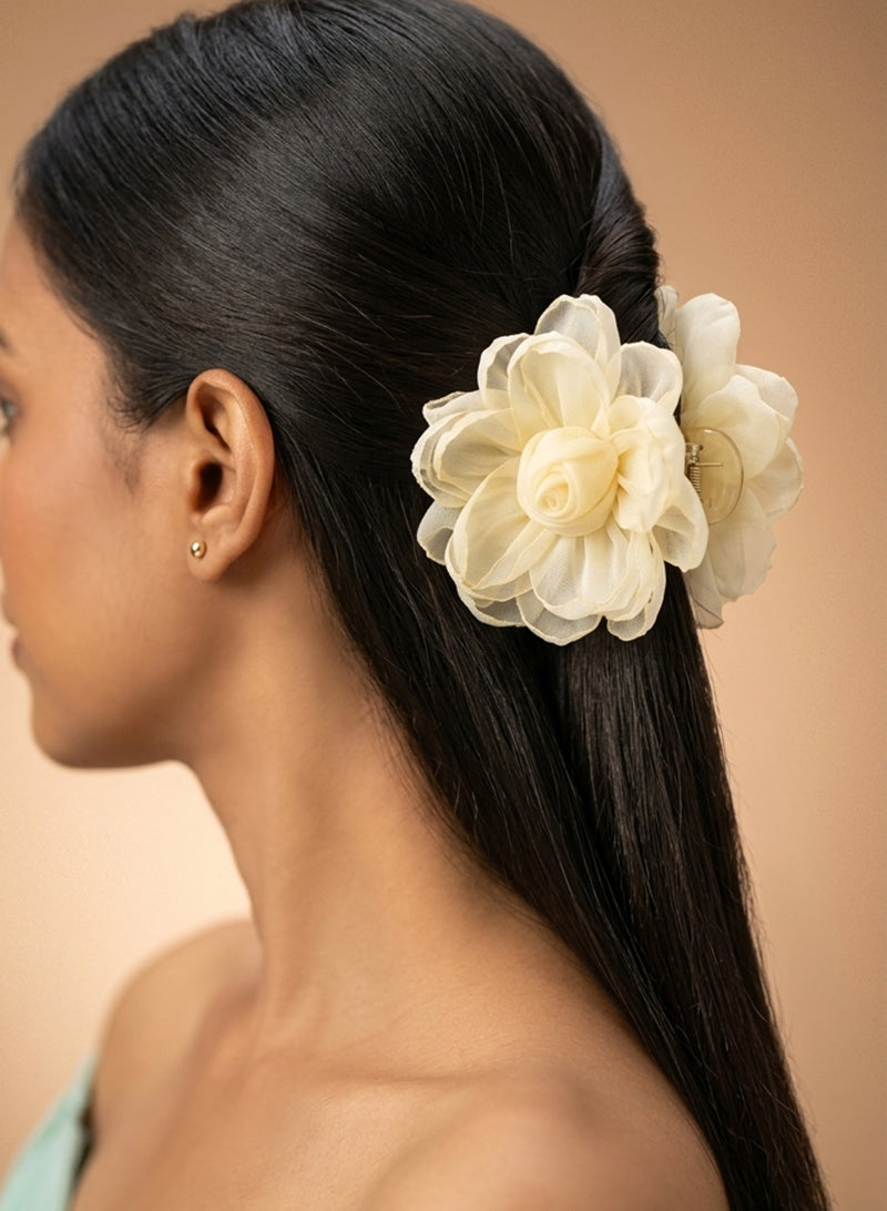 Daffodil claw clip