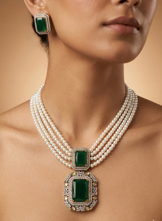 Reyansha Necklace Set