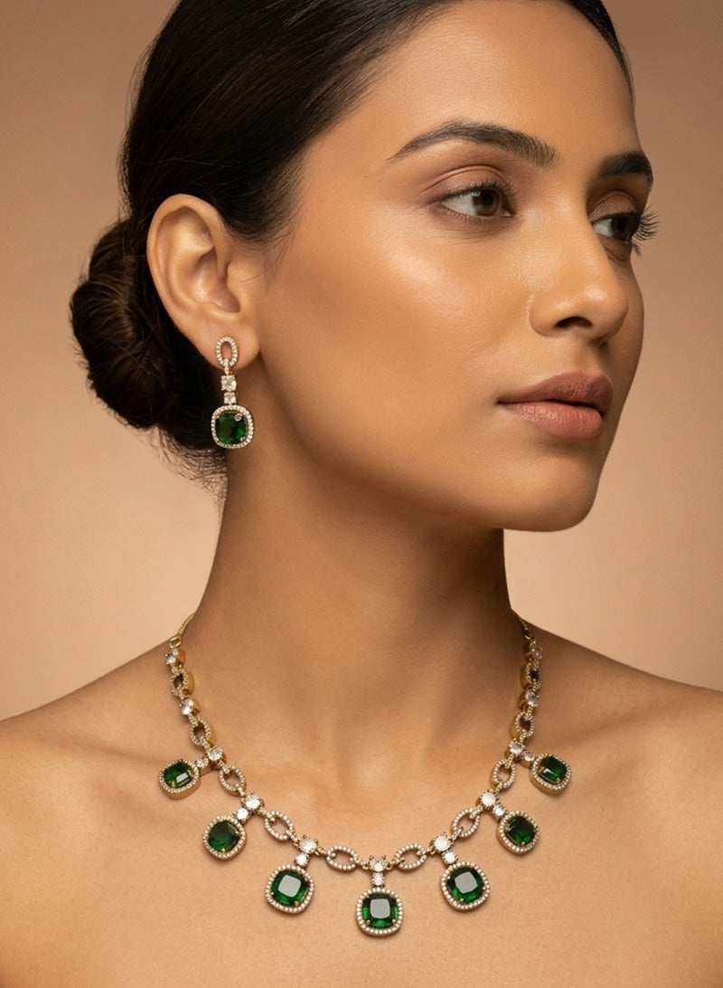 KAIRI NECKLACE SET