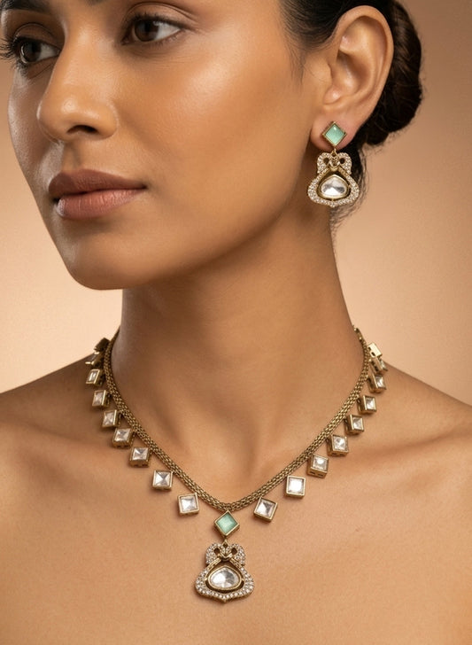 Solene Necklace set