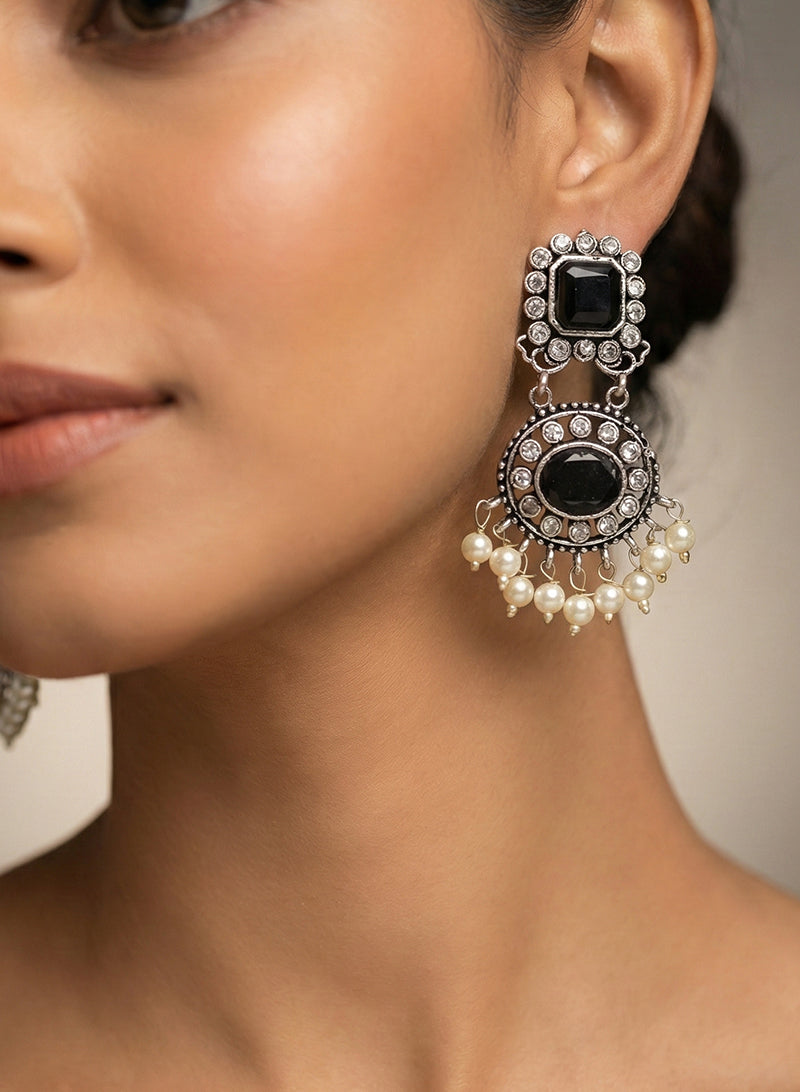 Hradhaa Drop earrings