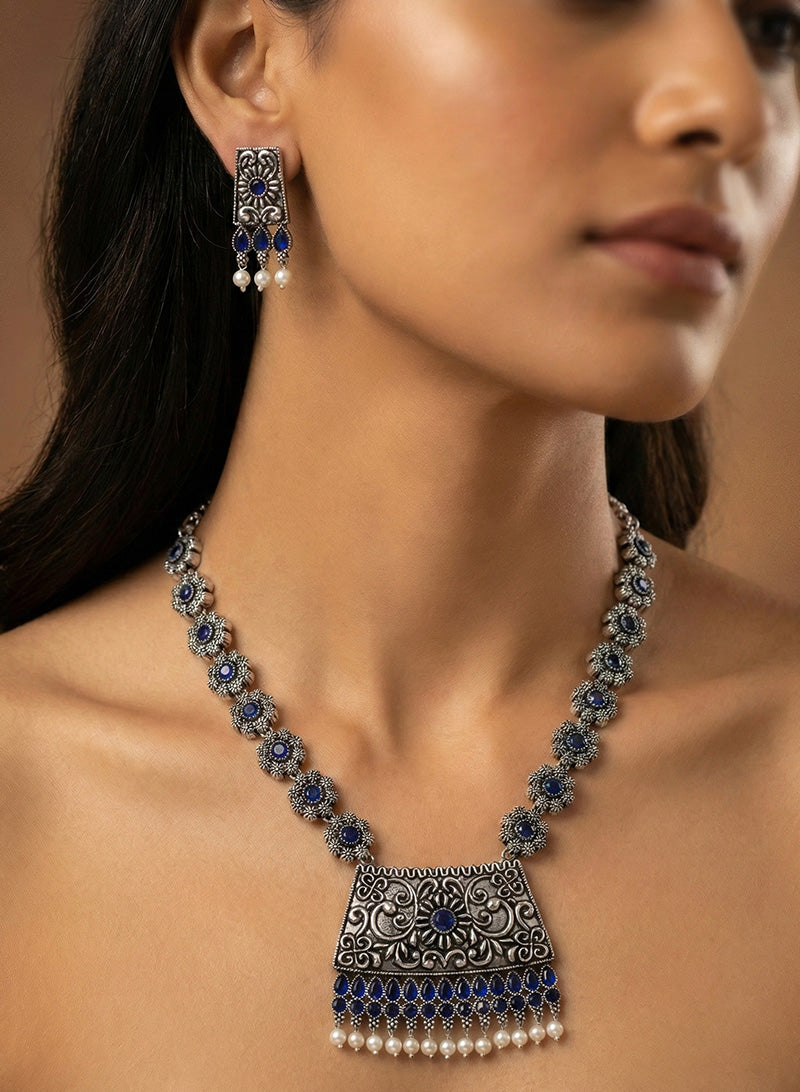 Girita long Necklace set