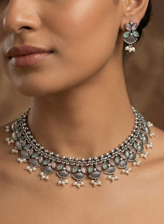 Nirvaana Necklace Set