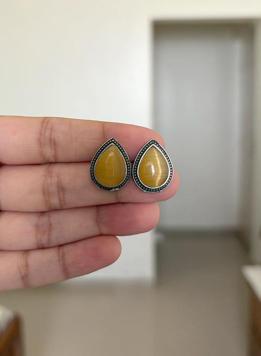 Hetal earrings