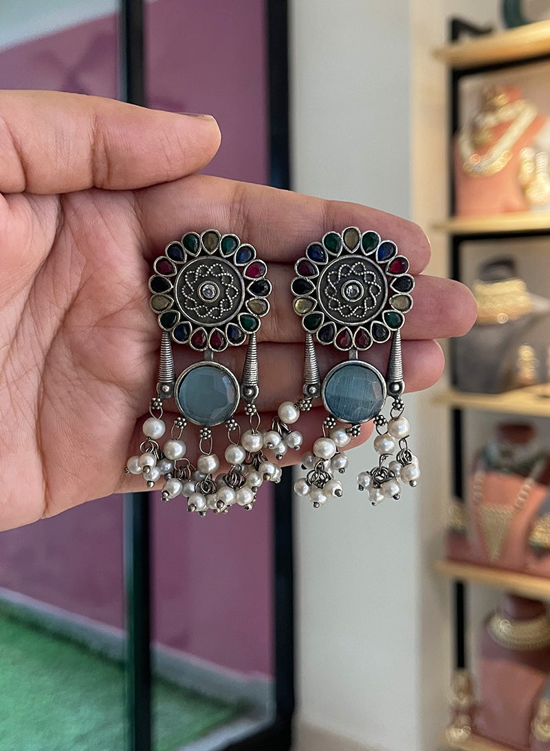 Zoe earrings