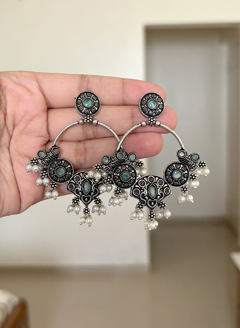 Vaishvi earrings