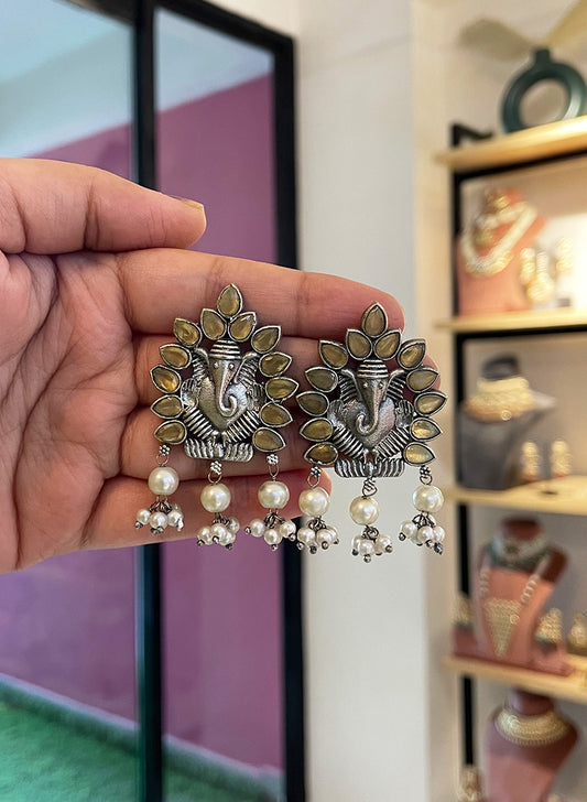 Eryanshi earrings