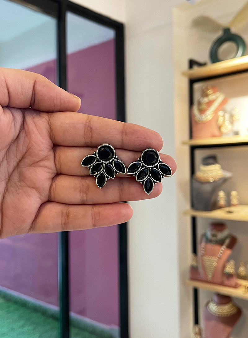 Tashvika earrings