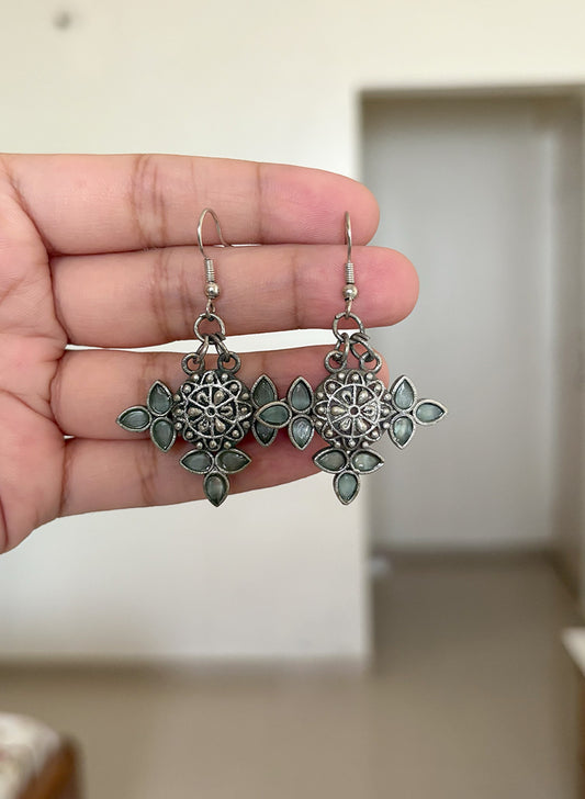 Tixi earrings