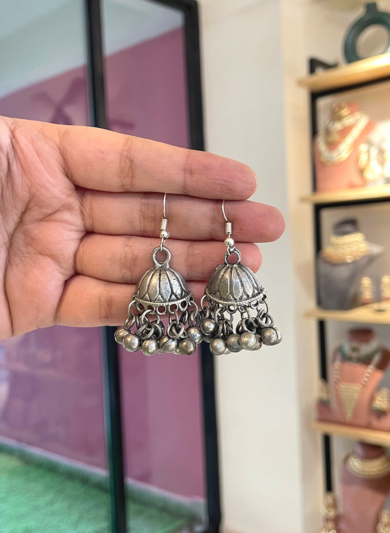 Neya Earring