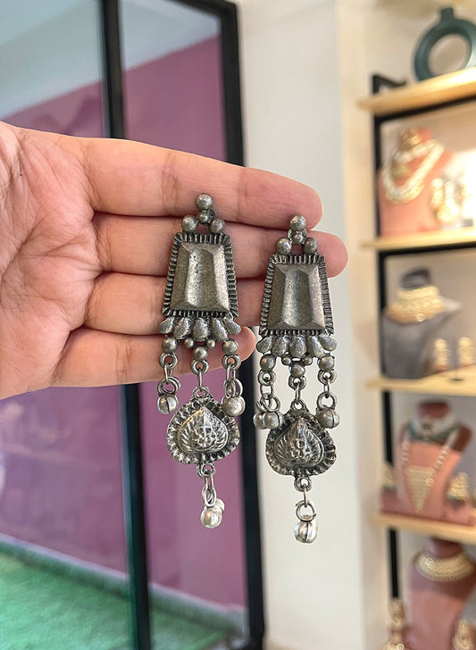 Xara Earring