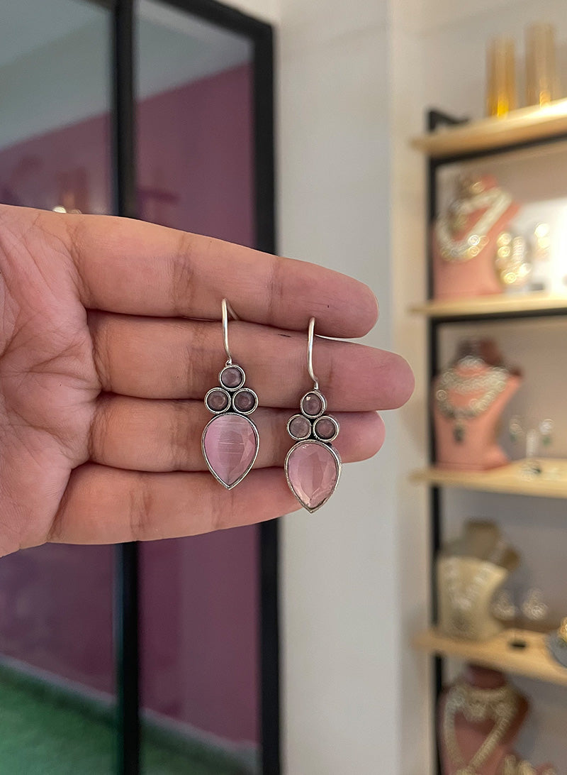 Levika earrings