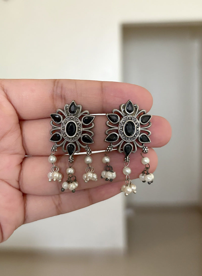 Dashae earrings