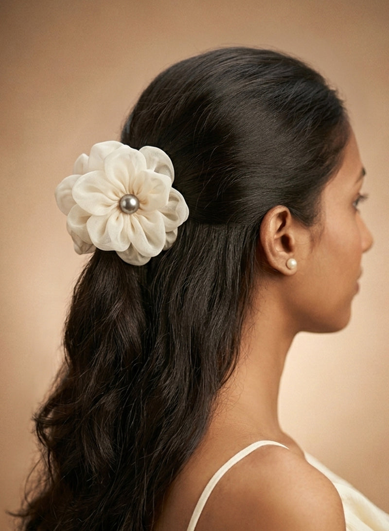 Orah Flower Claw Clip