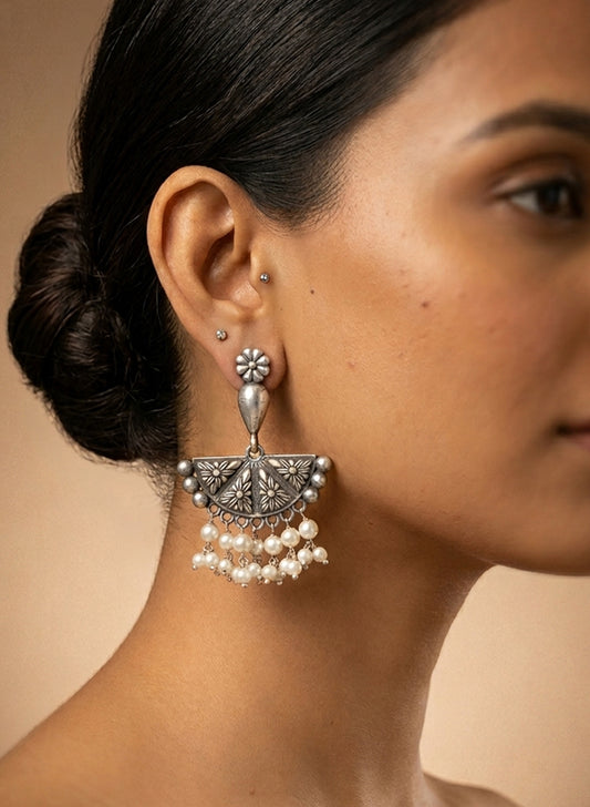 Arna Earring