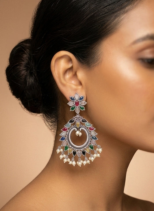 Reyvikaa Earring