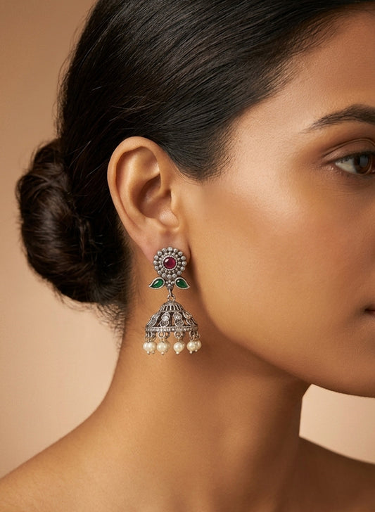 Kamalikaa jhumka