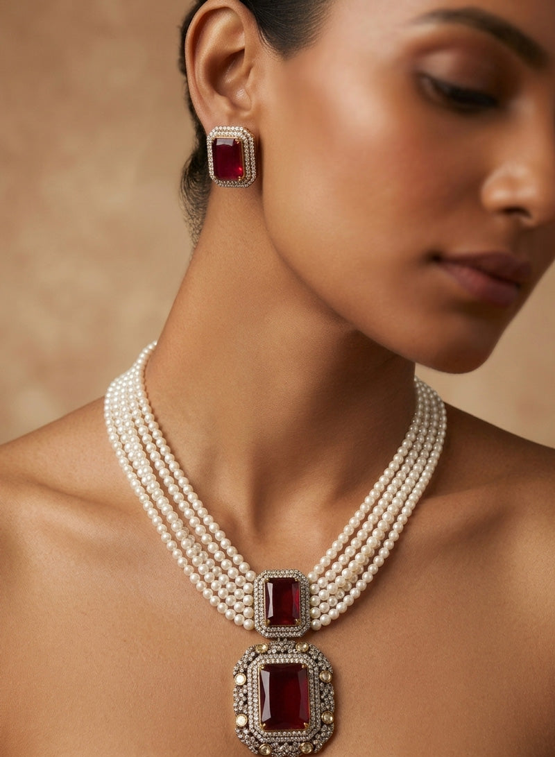 Reyansha Necklace Set